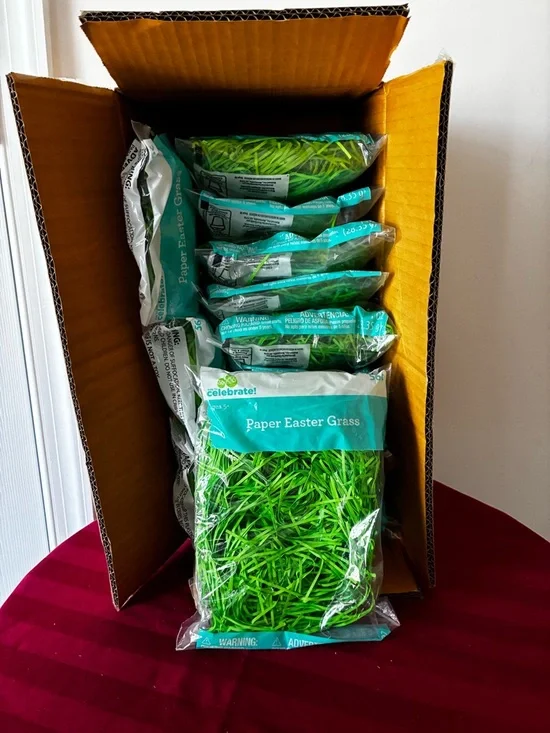NWT Bundle of 14 Green Paper Grass (1 oz Each) – Gift & Basket Filler