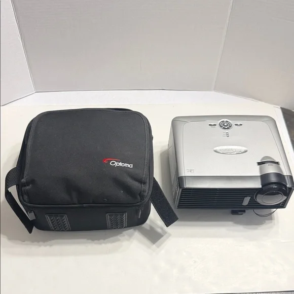 OPTOMA EP716 DLP PORTABLE PROJECTOR