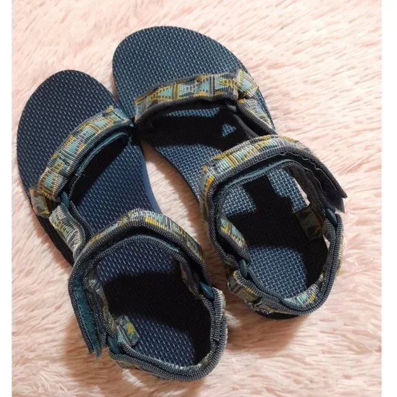 women's Teva sandals