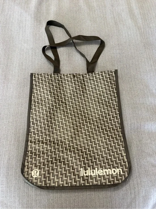 lululemon athletica Brown Geometric Duffel Tote new