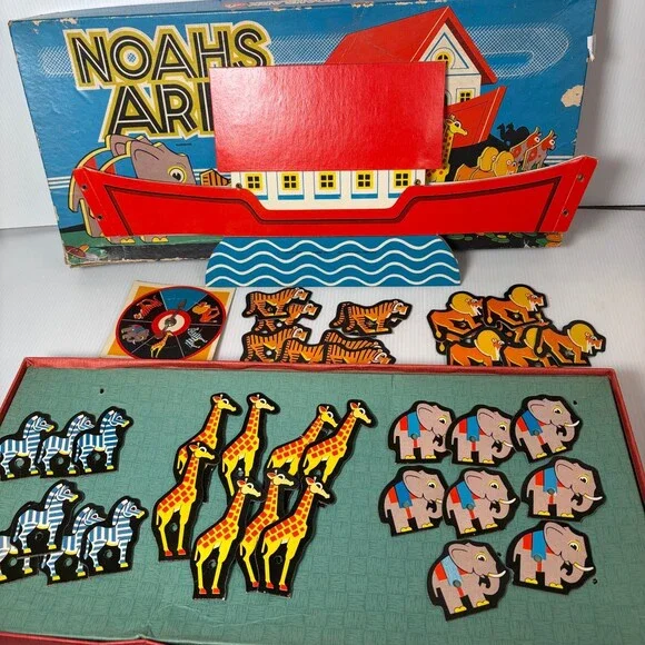 Vintage 1945 NOAHS ARK Cadaco-Ellis Board Game 2-4 Players w/ 32 Animal Cards