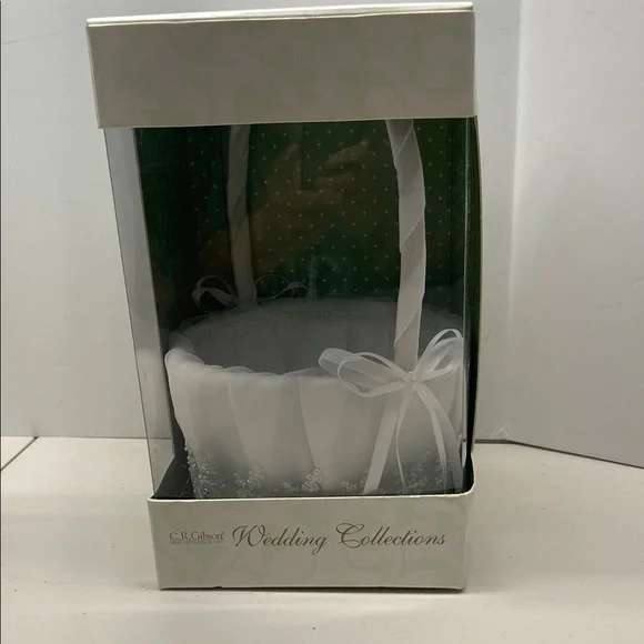 C.R. Gibson White Wedding Flower Girl Basket. NEW