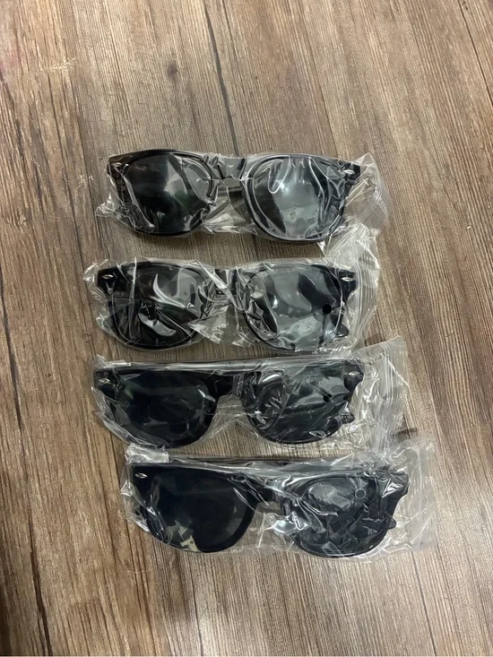 Black Classic Wayfarer Sunglasses - Pack of 4