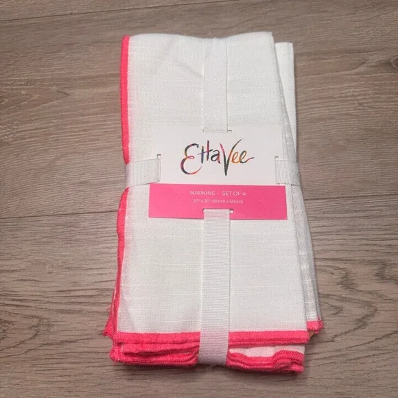 NWT EttaVee White Napkins with Neon Pink Trim Set of 4 20x20‎ Cotton Cloth