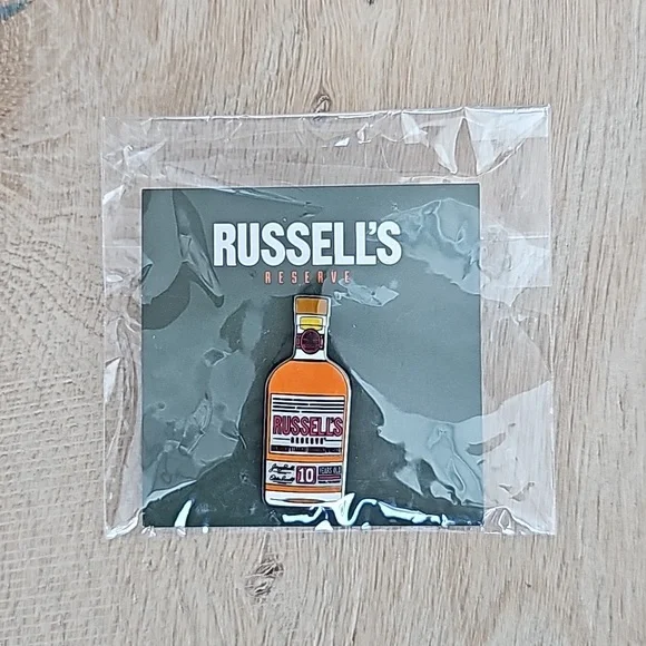 NWOT Russell's Reserve Pin
