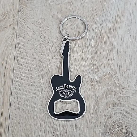 NWOT Jack Daniel's No 7 Guitar bottle opener Keychain