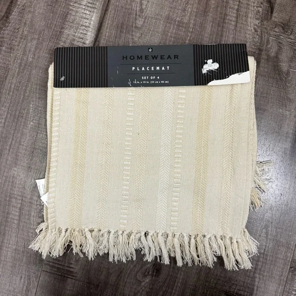 Homewear Set of 4 Placemats Cream Striped Fringe 13 in. X 19 in. NWT