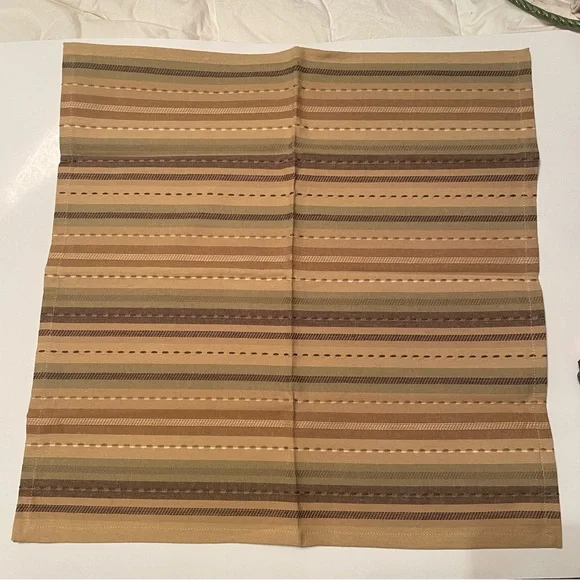 Sonoma striped placemats‎ set of 6 20” x 20”
