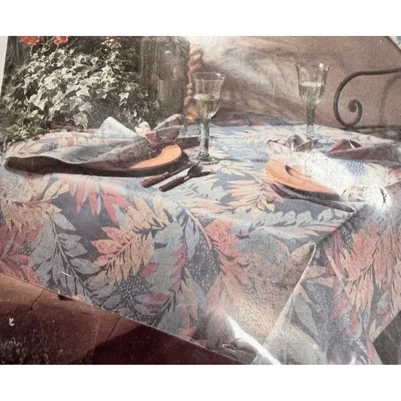 Vintage 90s Cozumel Beach Print Table Runner 15x70 Tropical Leaf Pastel‎ NEW