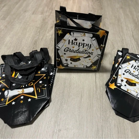 ***2/$15*** 10pack graduation plastic gift bags