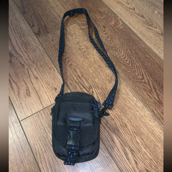 Samsonite Small Padded Crossbody Camera Bag w/ Adjustable Multi Compartments