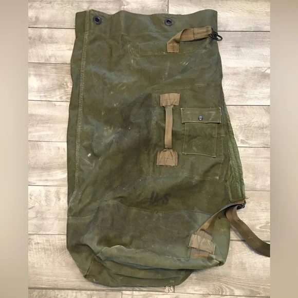 Vintage US ARMY Vietnam War Era BARRACK Laundry Duffle Duffel Bag Olive Drab