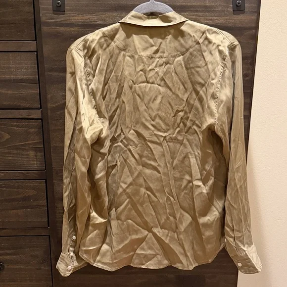 J.CREW Olive Gold Silk Button-Up Blouse with front pockets Size 8