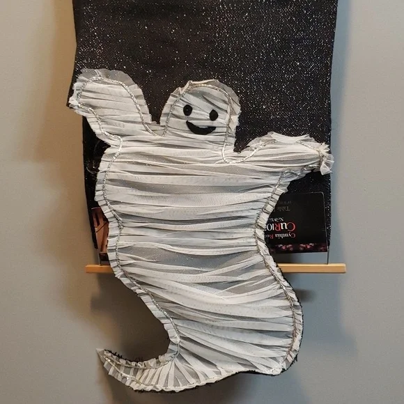Cynthia Rowley Curious NWT Ghosts Metallic Table Runner, 90 x 14