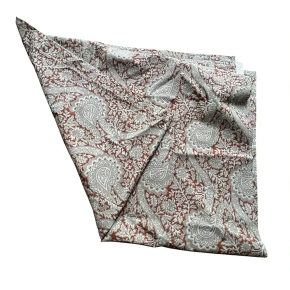 Williams Sonoma Paisley Floral Tablecloth‎ 72x106