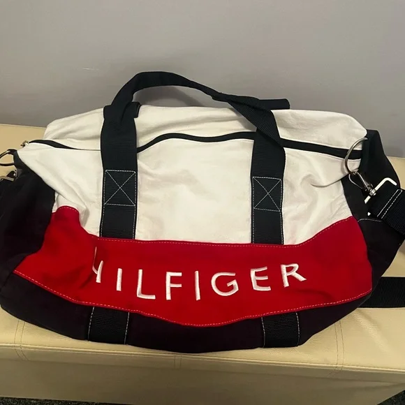 Tommy Hilfiger Duffle bag
