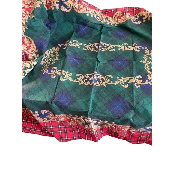 VTG 1992 Fashion Industries Plaid 68x50Tablecloth Baroque Gold‎ Scroll Red Green