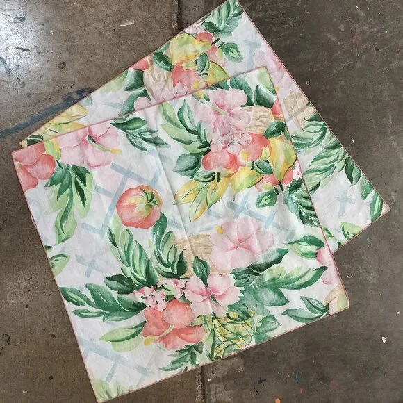Vintage Floral Cloth Dinner Napkins Set of 2