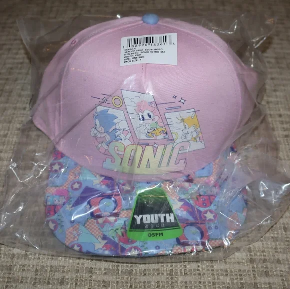 Sonic Retro Youth Snapback Hat-Pink & Blue. OSFM. NWT.