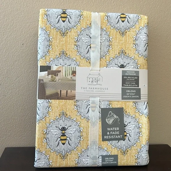 The Farmhouse by Rachel Ashwell Bumblebee Tablecloth Yellow 60”x104”