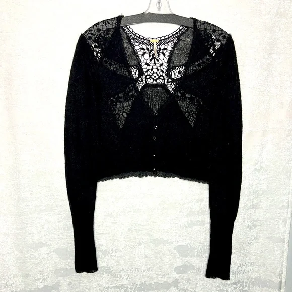 Free people black crochet sweater long sleeves top, size L , wool