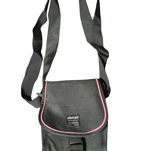 Denali Black Camera Bag with Pink Trim
