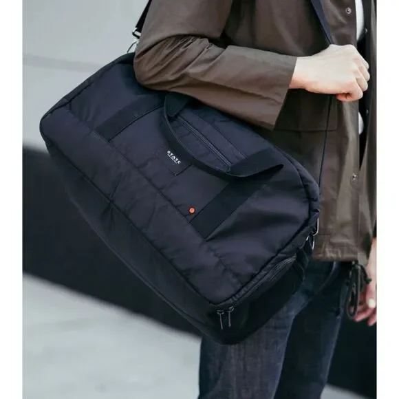 State FRANKLIN WEEKENDER / Gym Nylon Bag in Black/ Pristine