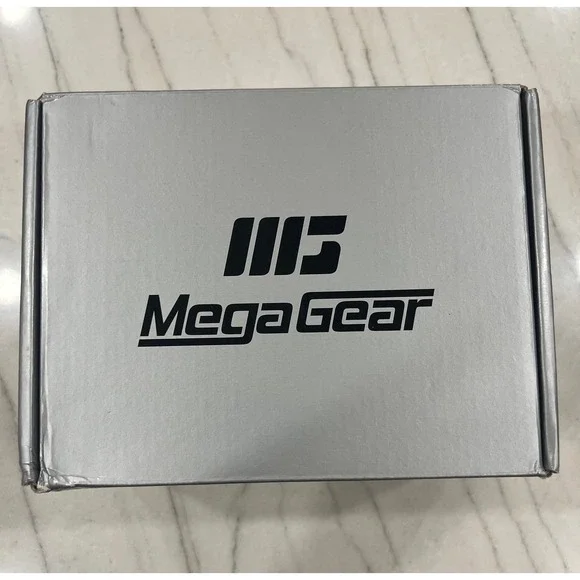 MegaGear Ultra Light Neoprene Camera Case compatible with Fujifilm X-T4 XF16-80