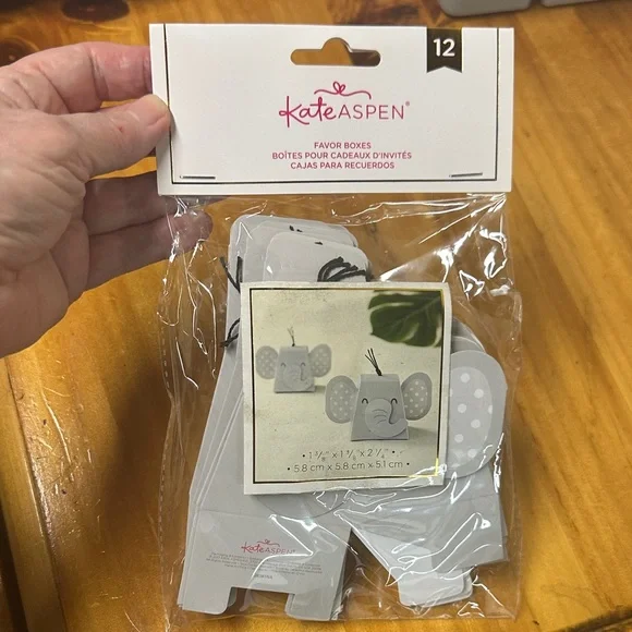 Kate Aspen party favor boxes for baby 12 new in package, gray &white elephant