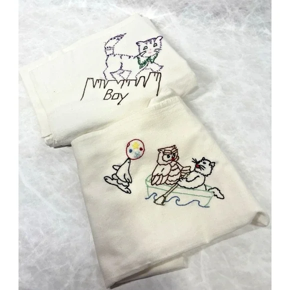 Lot of 2 Vintage Hand Embroidered Linens – Cats Animals Nursery Decor – 34