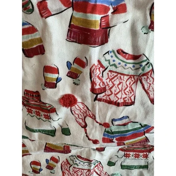 Sur La Table Unisex raised hair‎ on head cute Apron -NWOT sweater hat motif