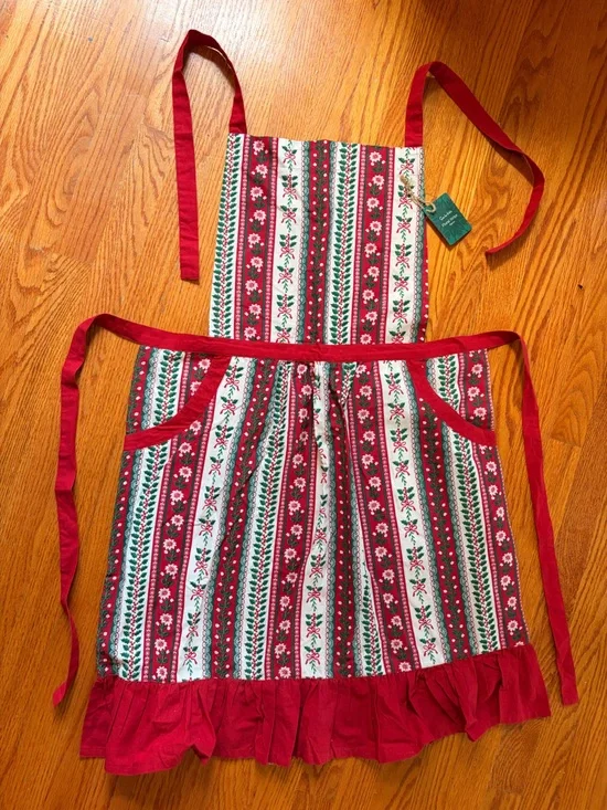 Sur La Table Green & Red Floral Stripe Holiday Apron, NWT