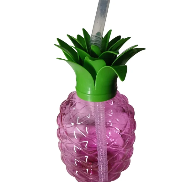 Tropical Pineapple Party Cup with Straw