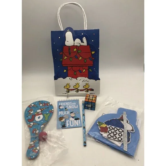 Peanuts Snoopy Kids Christmas Gift Craft Goody Party Bag Grandparents