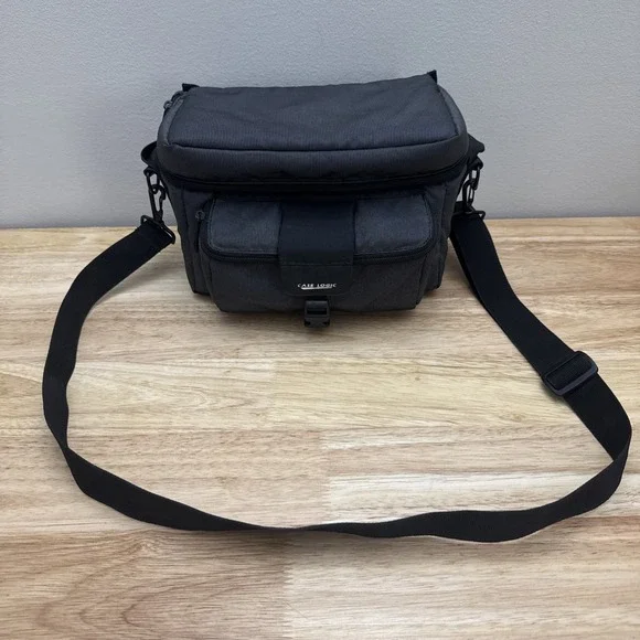 Case Logic Gray Medium Sized Camera Bag Shoulder Or Hand Carry