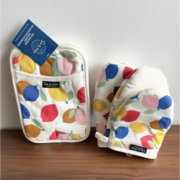 SUR LA Table Kitchen Essentials Lemon Zest Citrus Pot Holders & Mini Oven Mitts