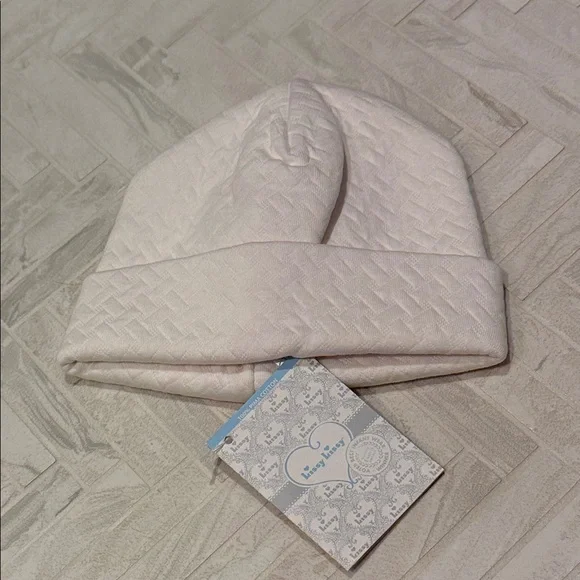Kissy Kissy NWT Quilted Cozy Cream White Baby Hat