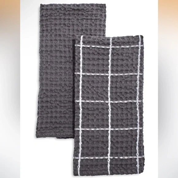 NWT Sur La Table Absorbent Waffle-Weave Kitchen Towels – Set of 2