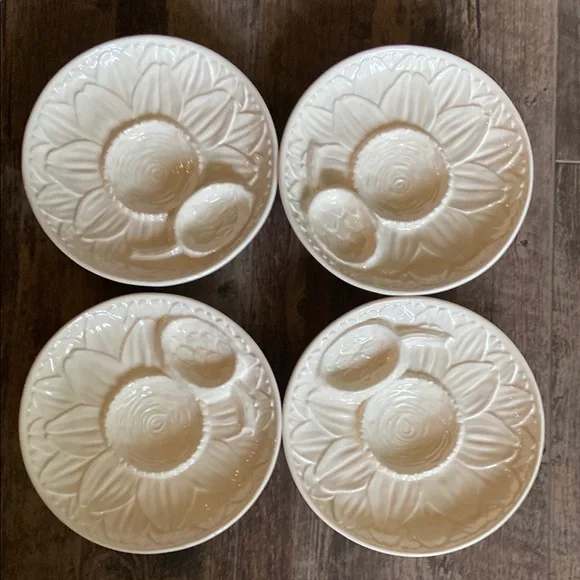 Sur La Table Cream Vintage Dinnerware Set-4 plates