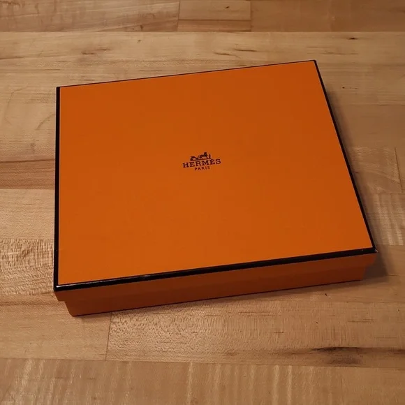 Hermes Box 7.5