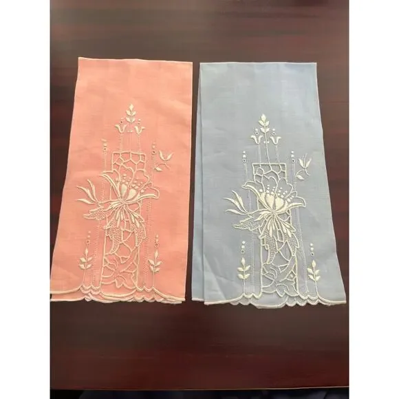 VTG Floral Iris Embroidered Eyelet Tea Towels Pink Blue Linen Blend Easter