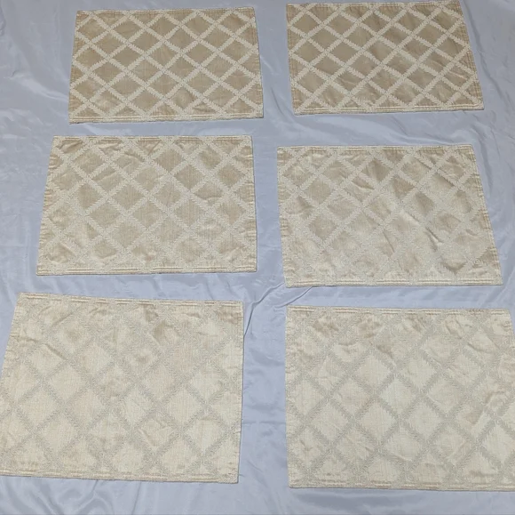 Set Of 6 Shimmer Gold Dual Sided Fabric Placemats 16.5