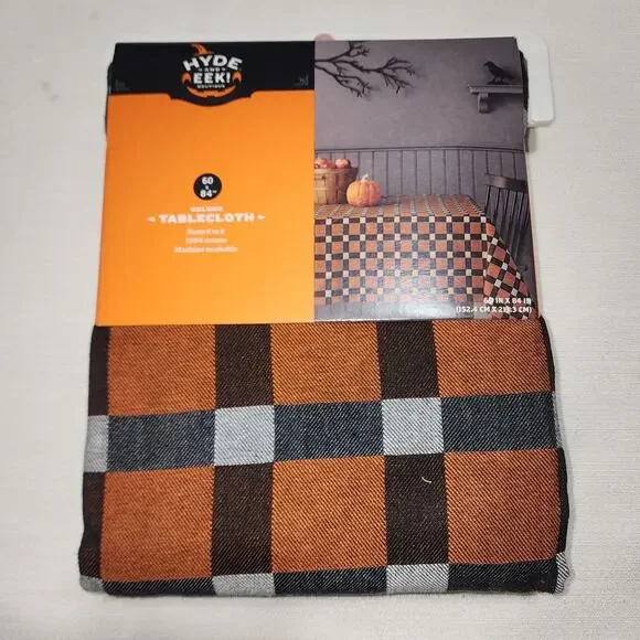 Hyde & EEK! Boutique Plaid Tablecloths 60x84