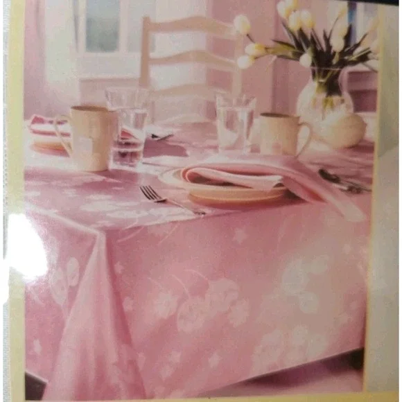 Ivory Tablecloth 52