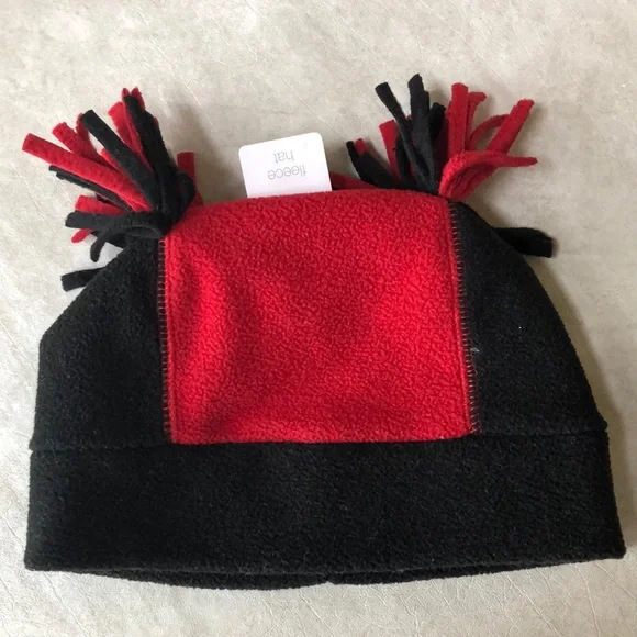 Youth/Jovenes Unisex Winter Fleece Jester Hat - Red, & Black Size 4-16