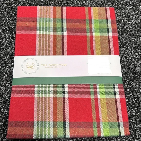 Farmhouse Rachel Ashwell Christmas Red Green Tablecloth Plaid 60”x 118” Oblong