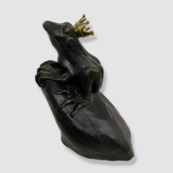 $315 Global Views Black Iron Frog King Decorative Accent