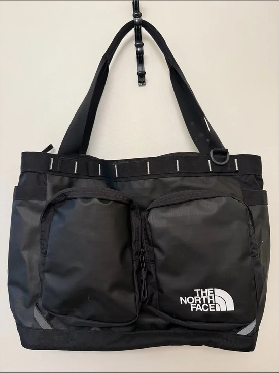 The North Face Black Dual-Pocket Duffel Tote