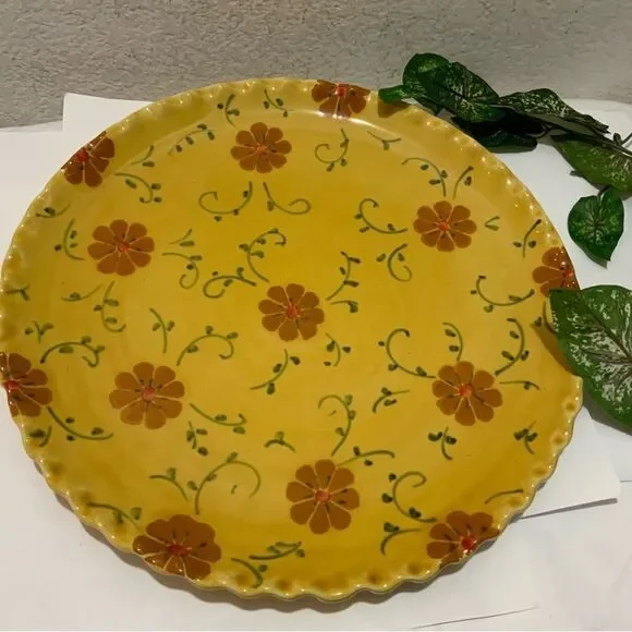 New Sur La Table Spring Summer Floral Design scalloped Plate Italy Flower 15”