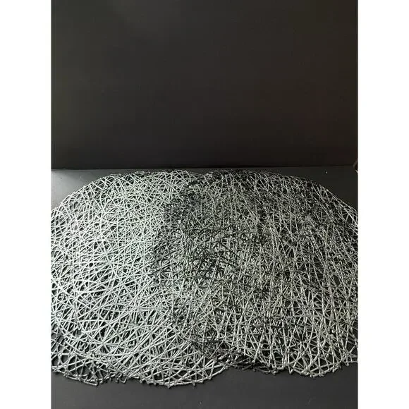 Woven Plastic Round Placemats Indoor Outdoor Modernist Silver Black Tableware